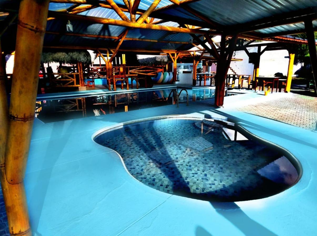 Hosteria La Chorrera Quito Luaran gambar