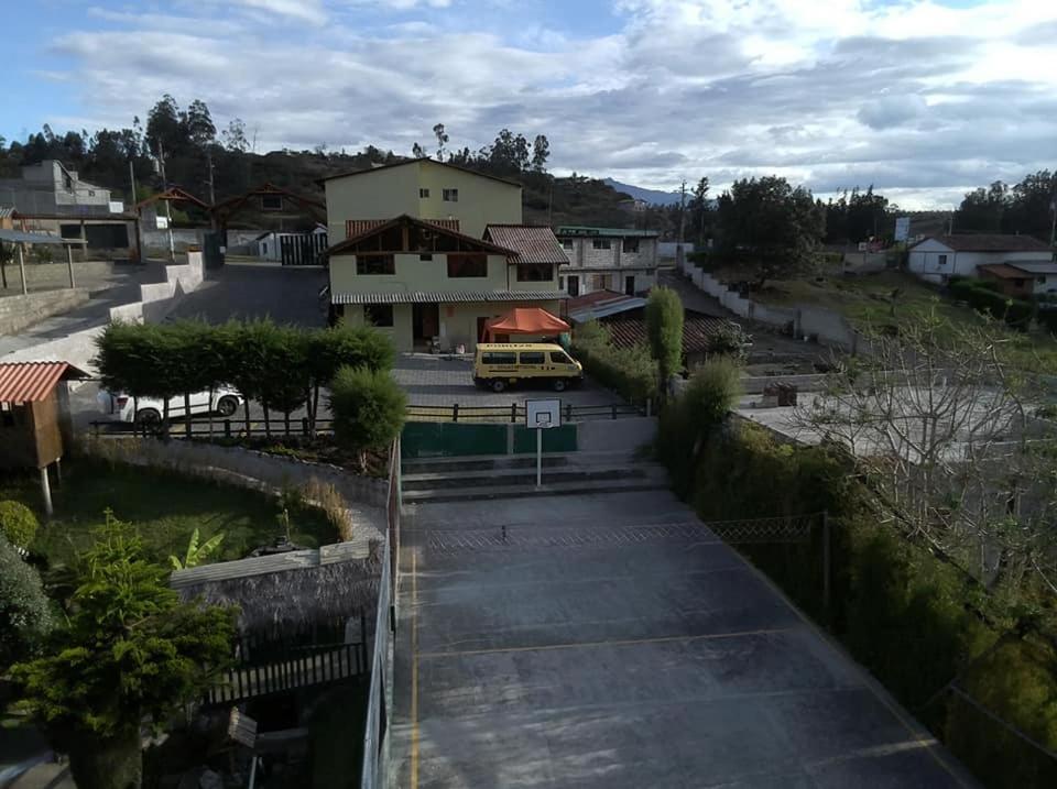 Hosteria La Chorrera Quito Luaran gambar